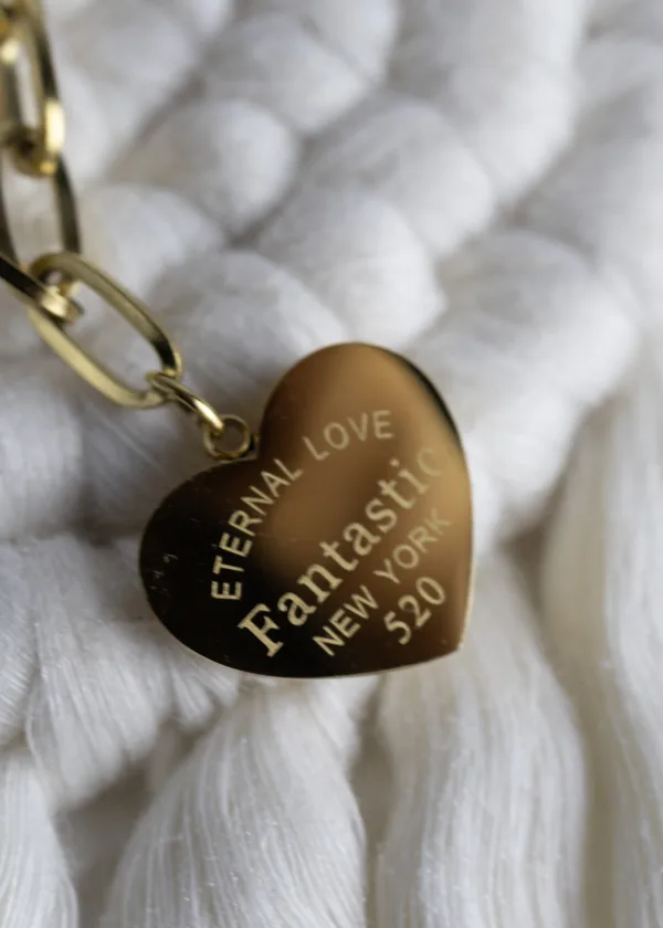 Long chain with heart