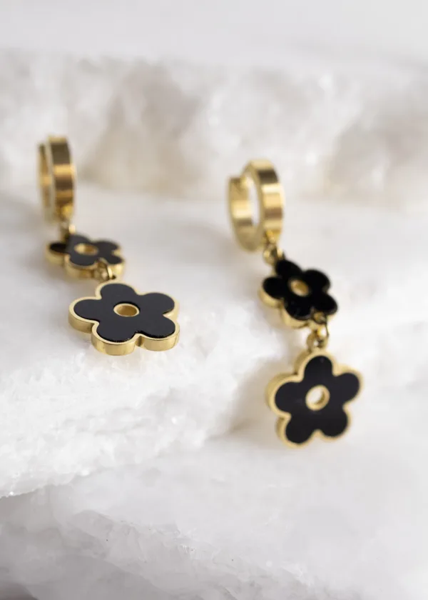 Earring with two roses pendant