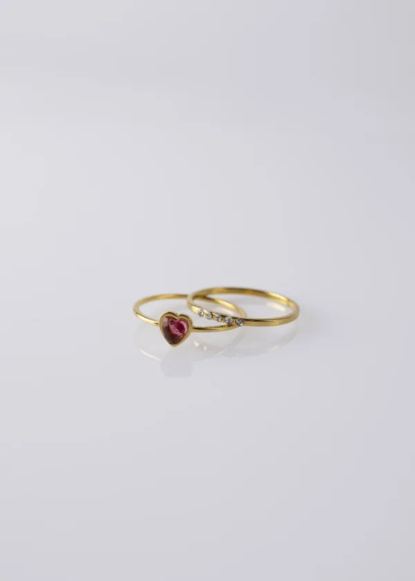 Tunes heart ring with zircon stone ring