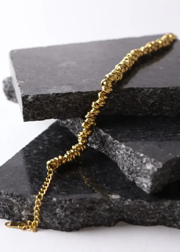 Interlocking rings flow