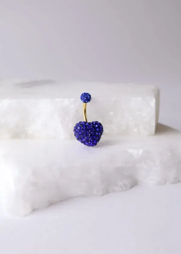 Piercing the heart of the navel